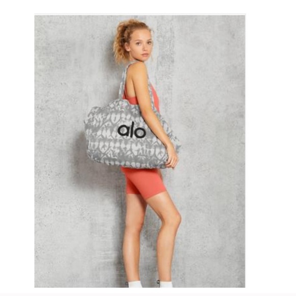 Alo Gray Tie-Dye Tote Bag - Picture 2 of 2